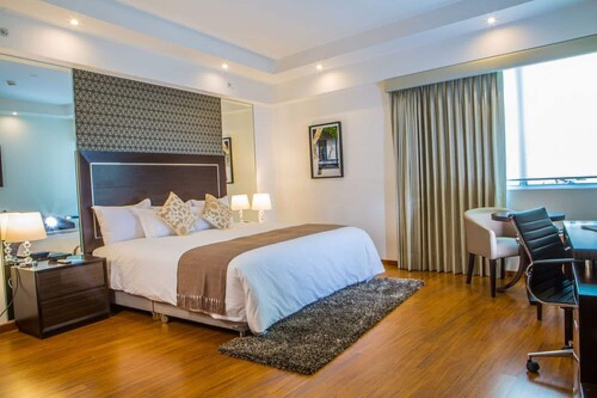 Jose Antonio Deluxe Hotell Lima Exteriör bild