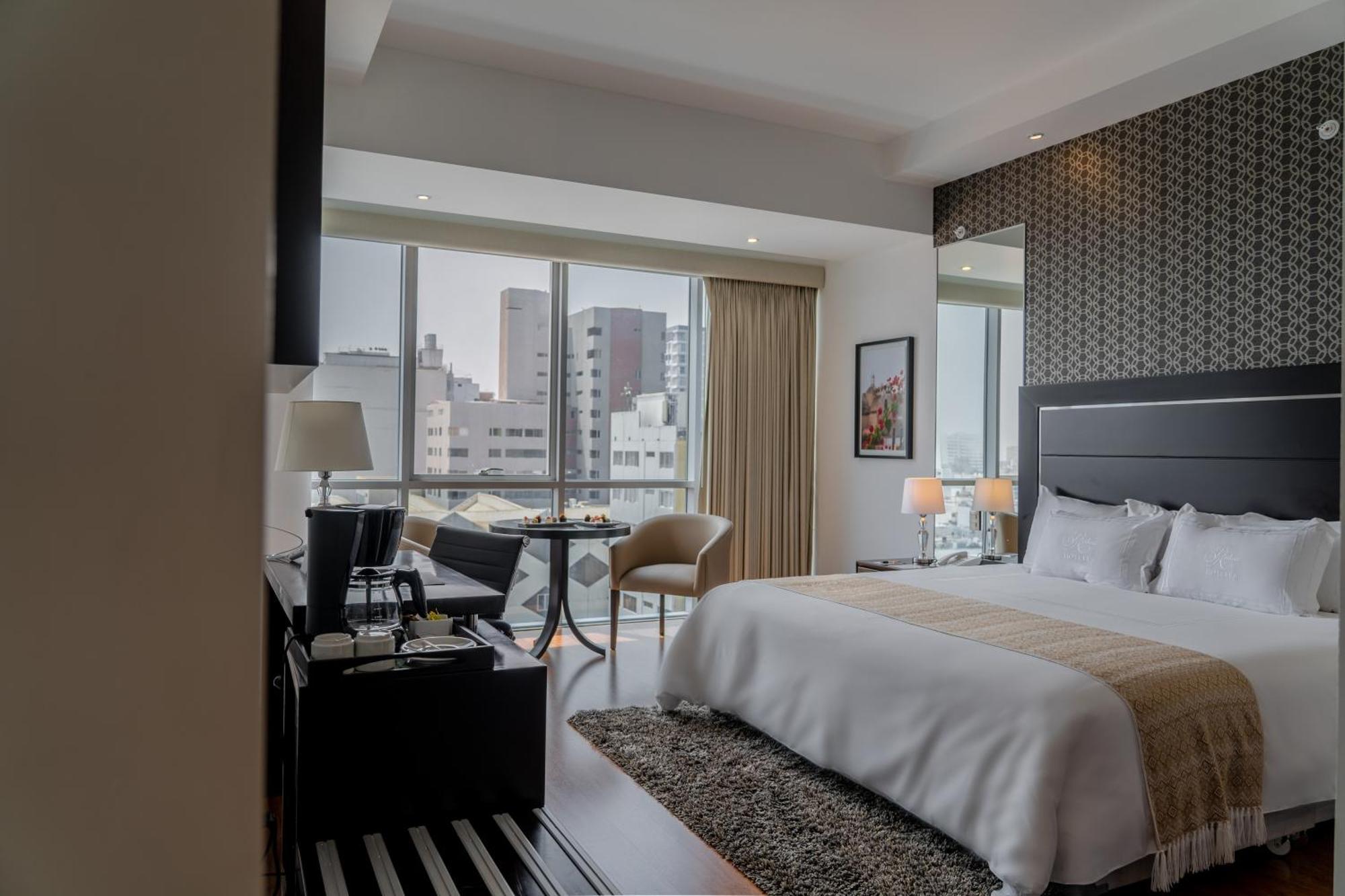 Jose Antonio Deluxe Hotell Lima Exteriör bild