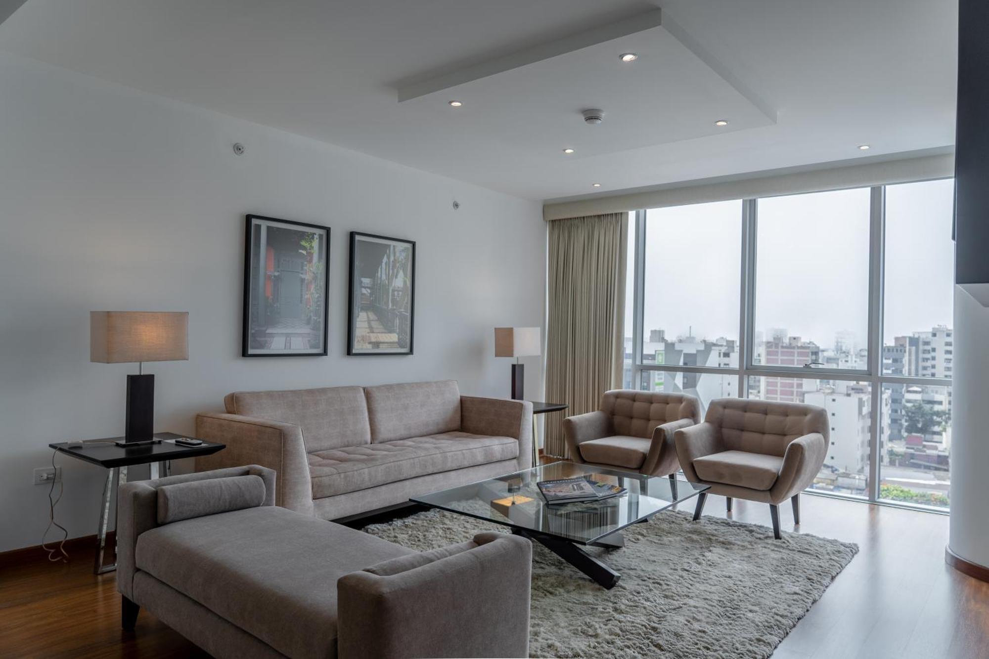 Jose Antonio Deluxe Hotell Lima Exteriör bild