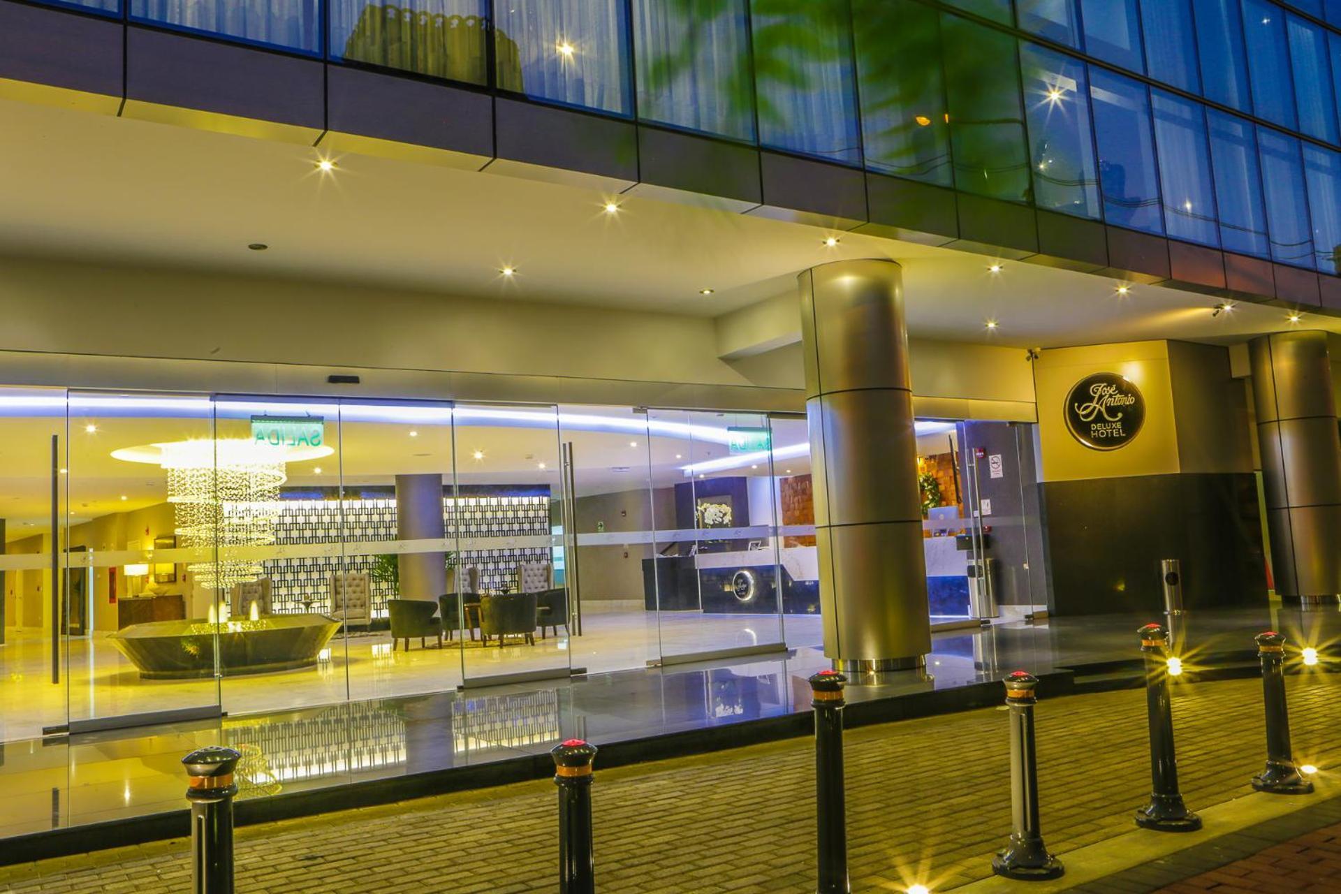 Jose Antonio Deluxe Hotell Lima Exteriör bild