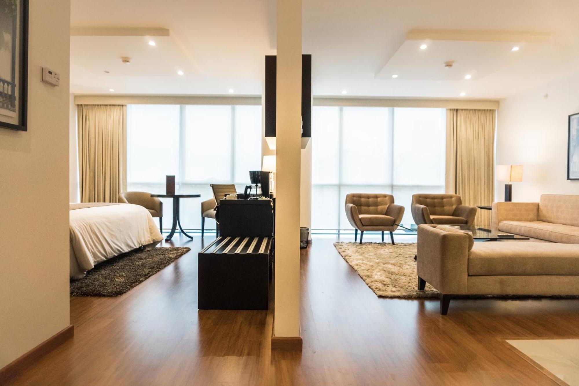 Jose Antonio Deluxe Hotell Lima Exteriör bild
